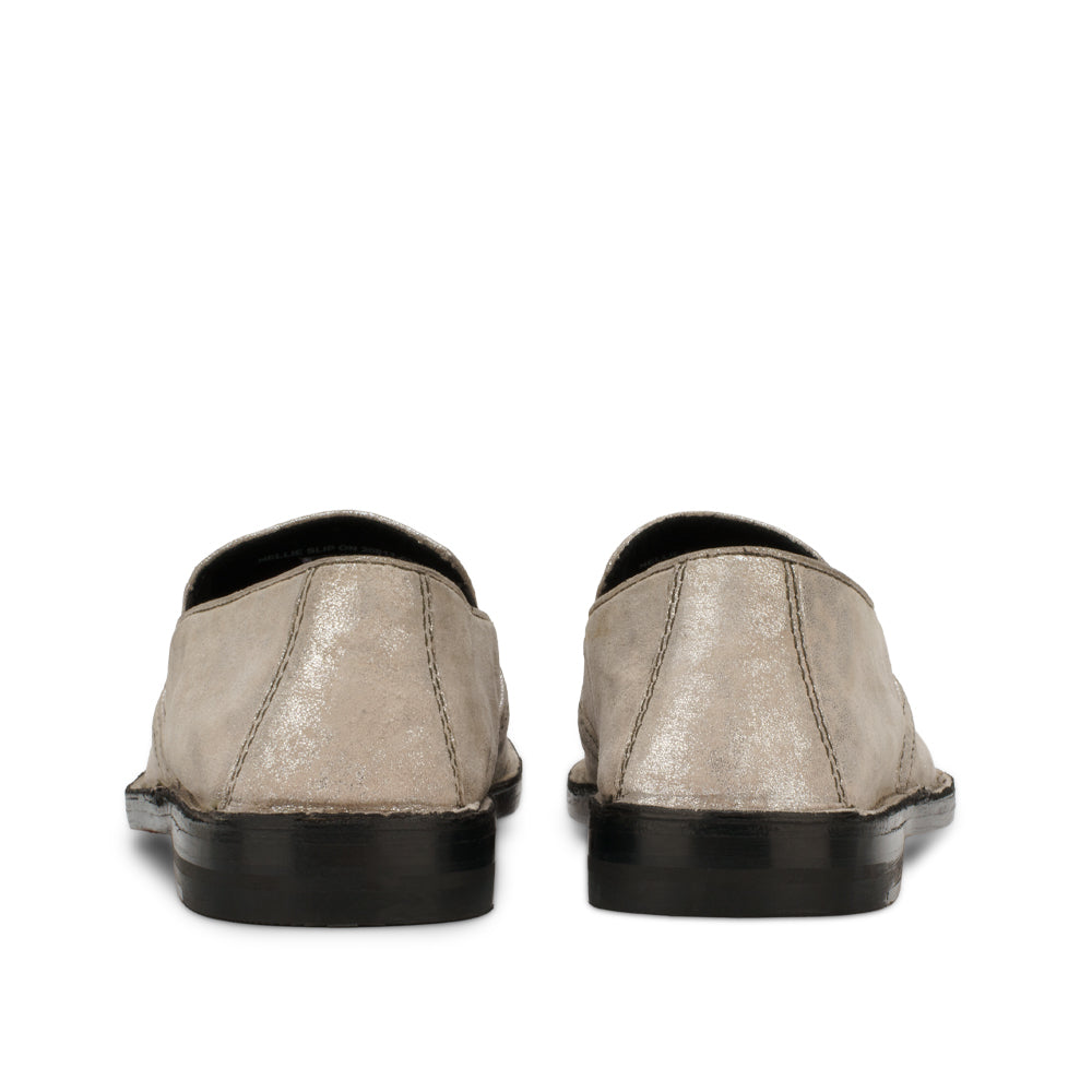 Nellie Slip On Women's Shoe